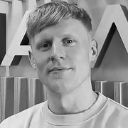 Gavin Manners headshot